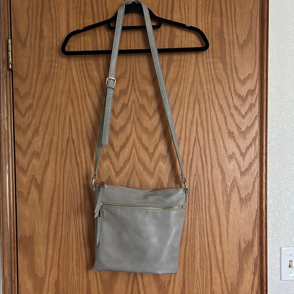 Shiraleah Chicago Gray Crossbody Bag